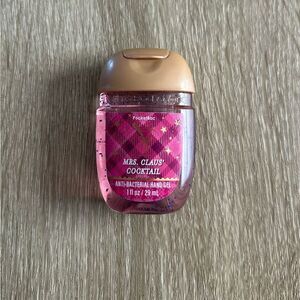 NEW … BATH & BODY WORKS “Mrs. Claus' Cocktail” Hand Gel